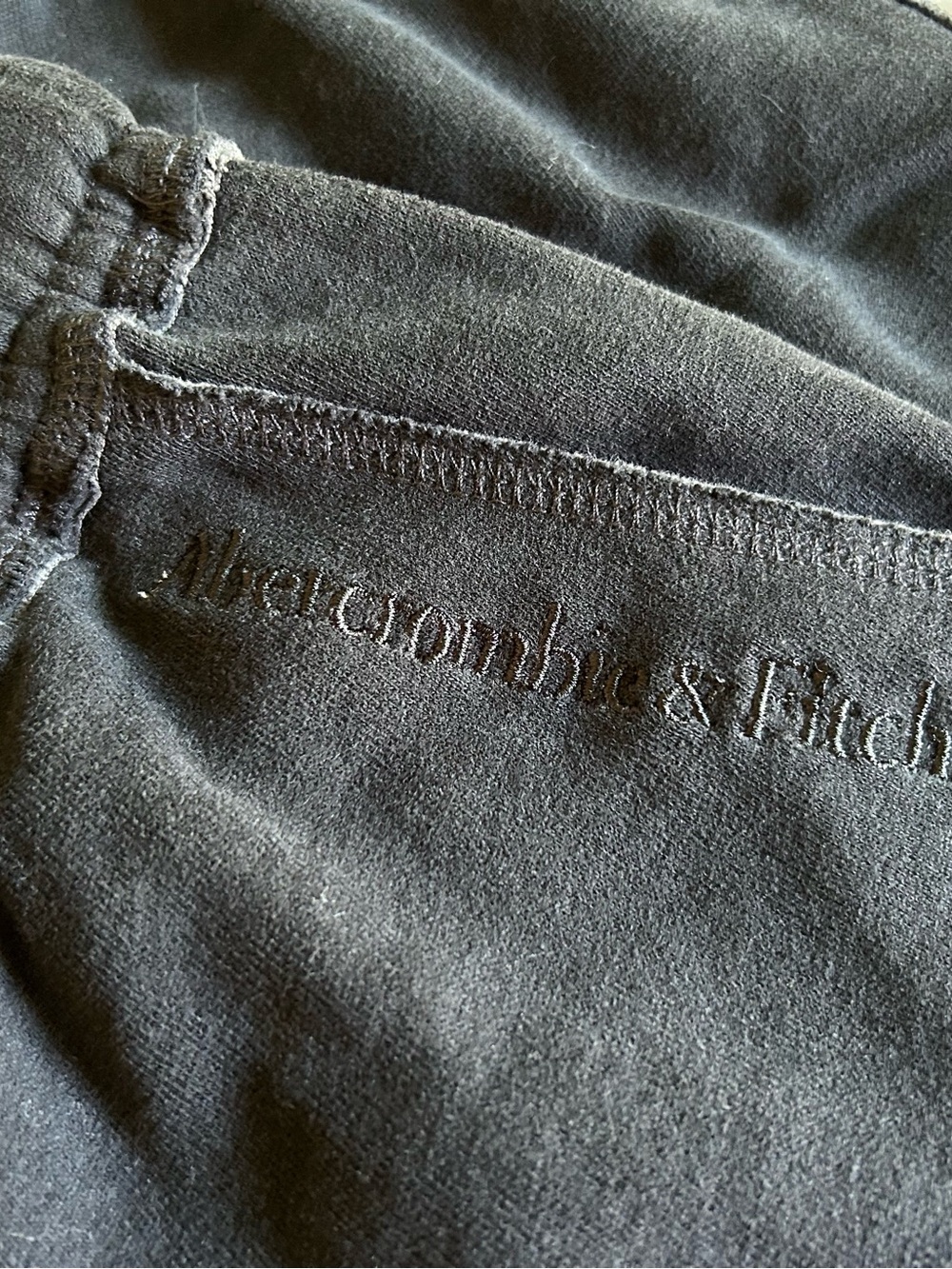 Abercrombie High Neck Sweatshirt & Sweatpants - Picture 9 of 14